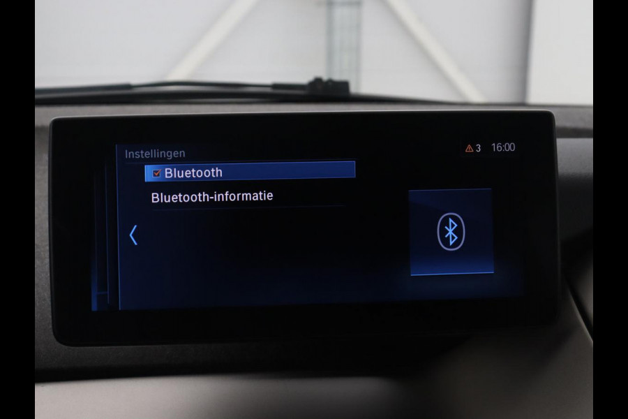 BMW i3 Basis 120Ah 42 kWh | SOH 85 % | Navigatie | LED | Harman Kardon | Stoelverwaming |
