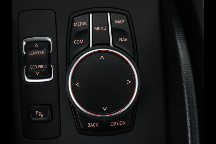 BMW i3 Basis 120Ah 42 kWh | SOH 85 % | Navigatie | LED | Harman Kardon | Stoelverwaming |