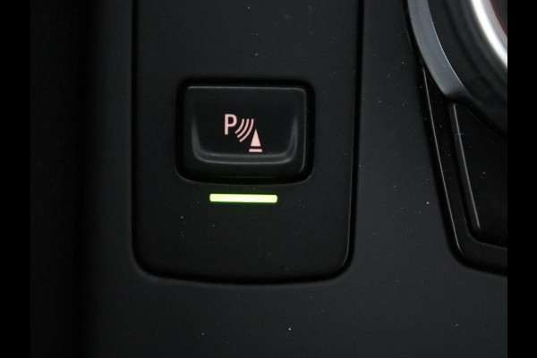 BMW i3 Basis 120Ah 42 kWh | SOH 85 % | Navigatie | LED | Harman Kardon | Stoelverwaming |