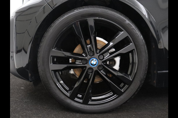 BMW i3 Basis 120Ah 42 kWh | SOH 85 % | Navigatie | LED | Harman Kardon | Stoelverwaming |