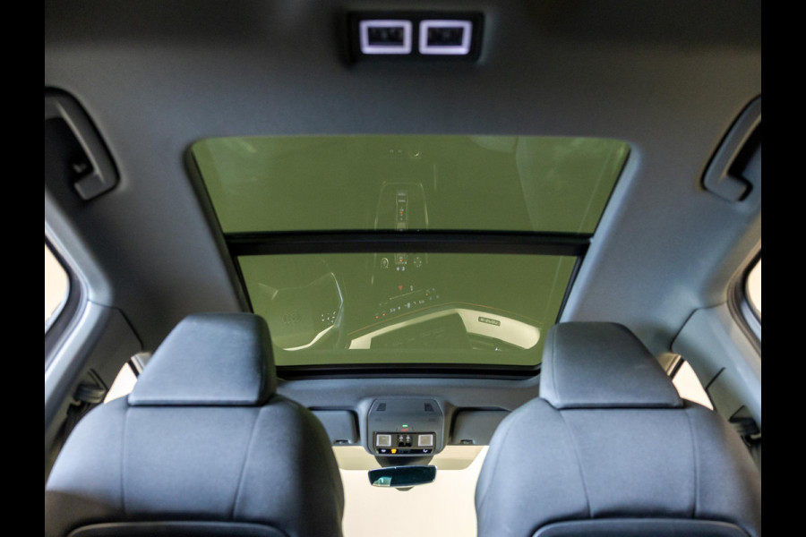 Audi Q4 e-tron 40 Launch edition Advanced Plus 77 kWh / 204pk / Panorama dak / Warmtepomp / Head-up display / Stoelverwarming /