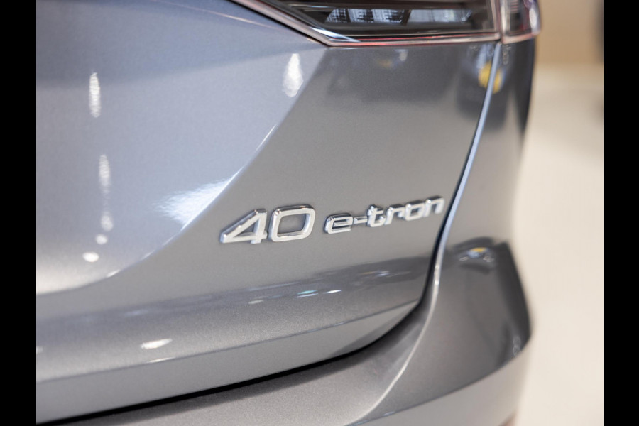Audi Q4 e-tron 40 Launch edition Advanced Plus 77 kWh / 204pk / Panorama dak / Warmtepomp / Head-up display / Stoelverwarming /