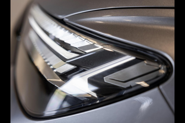 Audi Q4 e-tron 40 Launch edition Advanced Plus 77 kWh / 204pk / Panorama dak / Warmtepomp / Head-up display / Stoelverwarming /