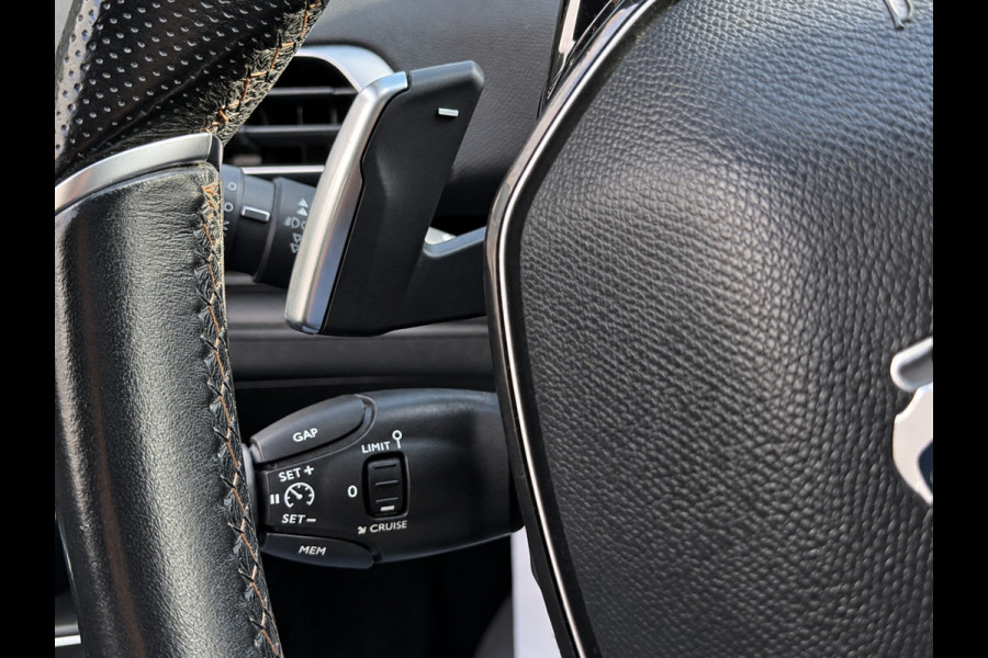 Peugeot 5008 1.6 e-THP GT-Line Panoma_Luxe leder_Camera_Led
