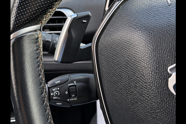Peugeot 5008 1.6 e-THP GT-Line Panoma_Luxe leder_Camera_Led