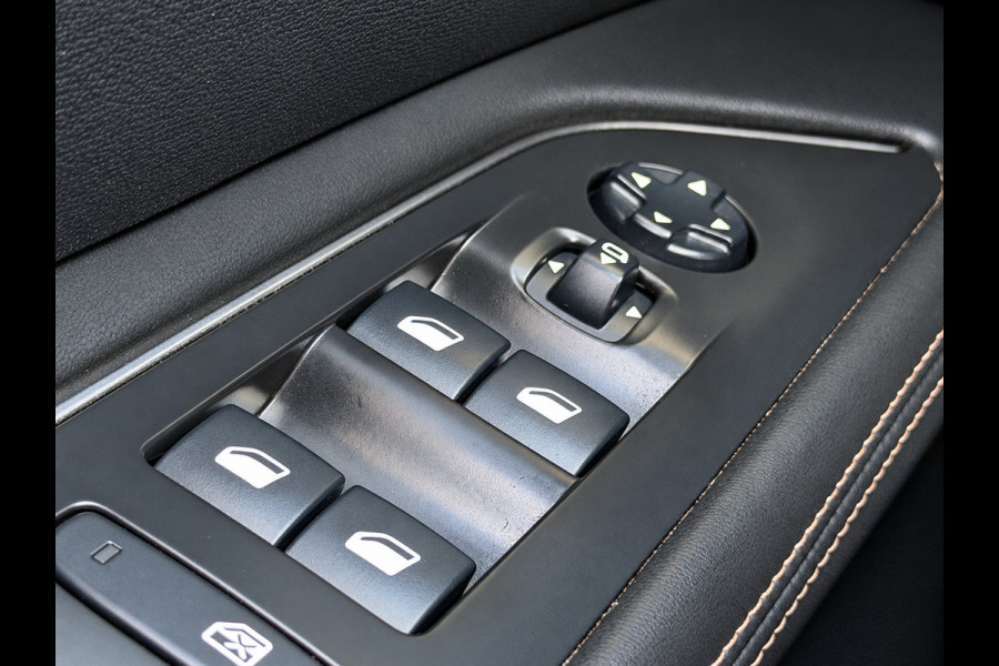 Peugeot 5008 1.6 e-THP GT-Line Panoma_Luxe leder_Camera_Led