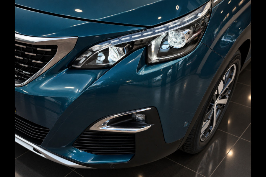 Peugeot 5008 1.6 e-THP GT-Line Panoma_Luxe leder_Camera_Led