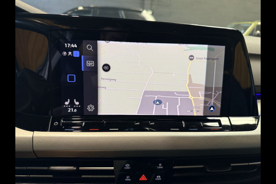 Volkswagen Golf 1.5 TSI Life Navi. Apple-carplay. PDC. Adaptive-cruise, 82500 KM met NAP