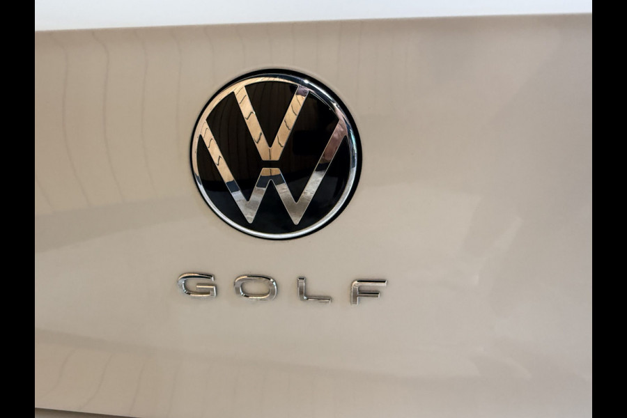 Volkswagen Golf 1.5 TSI Life Navi. Apple-carplay. PDC. Adaptive-cruise, 82500 KM met NAP