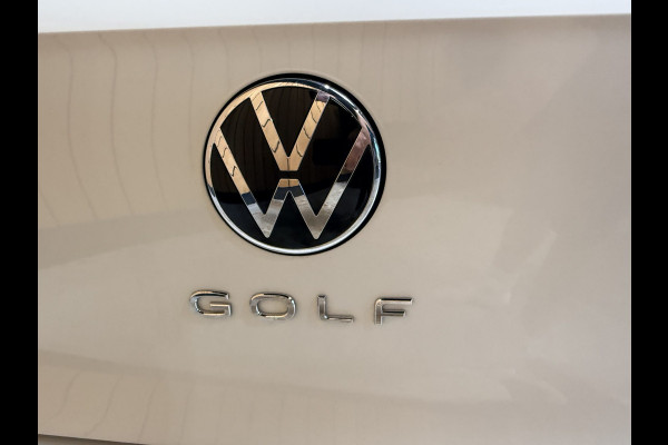 Volkswagen Golf 1.5 TSI Life Navi. Apple-carplay. PDC. Adaptive-cruise, 82500 KM met NAP