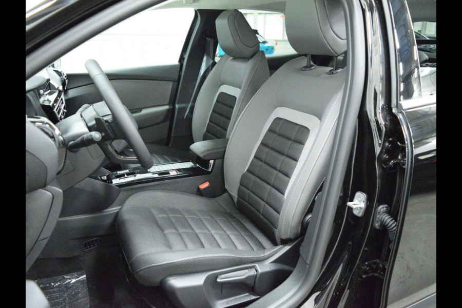 Citroën C4 1.2 Hybrid 145pk Collection CAMERA MET SENSOREN | NAVI & CARPLAY | E.C.C. | STOELVERWARMING | UIT VOORRAAD LEVERBAAR