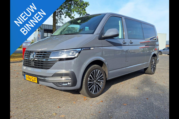 Volkswagen Transporter 2.0 TDI L2H1 30 DC Bulli Automaat | NL-Auto | Trekhaak | Blindspot | Park Assist | Airbag-Pack |