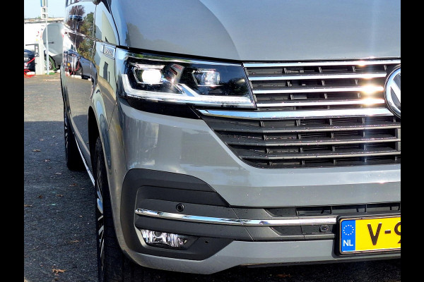 Volkswagen Transporter 2.0 TDI L2H1 30 DC Bulli Automaat | NL-Auto | Trekhaak | Blindspot | Park Assist | Airbag-Pack |