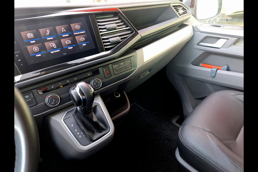 Volkswagen Transporter 2.0 TDI L2H1 30 DC Bulli Automaat | NL-Auto | Trekhaak | Blindspot | Park Assist | Airbag-Pack |