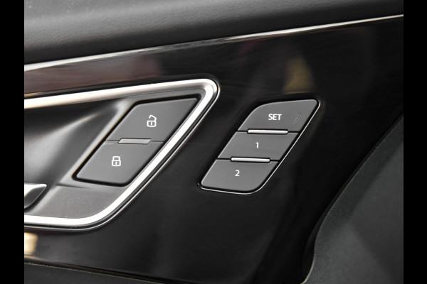 Audi Q4 e-tron 50 quattro S-Line 77 kWh Leren Bekleding Panoramadak ACC Matrix 21 inch Velgen