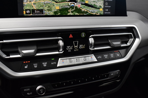 BMW X3 xDrive30e M Sport | Pano | 21'' Wielen | Camera | CarPlay | Head-Up | Stoelverwarming | Sfeerverlichting |