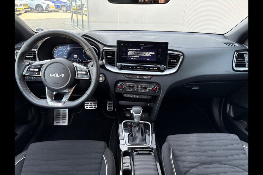 Kia Ceed 1.5 T-GDi 140PK Automaat GT-Line 12-2025!/Navigatie/Adapt.-cruise/Keyfree/Winter-pack