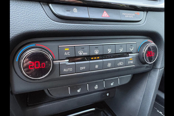 Kia Ceed 1.5 T-GDi 140PK Automaat GT-Line 12-2025!/Navigatie/Adapt.-cruise/Keyfree/Winter-pack