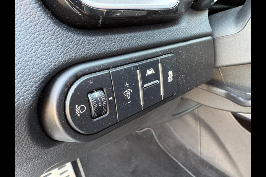 Kia Ceed 1.5 T-GDi 140PK Automaat GT-Line 12-2025!/Navigatie/Adapt.-cruise/Keyfree/Winter-pack