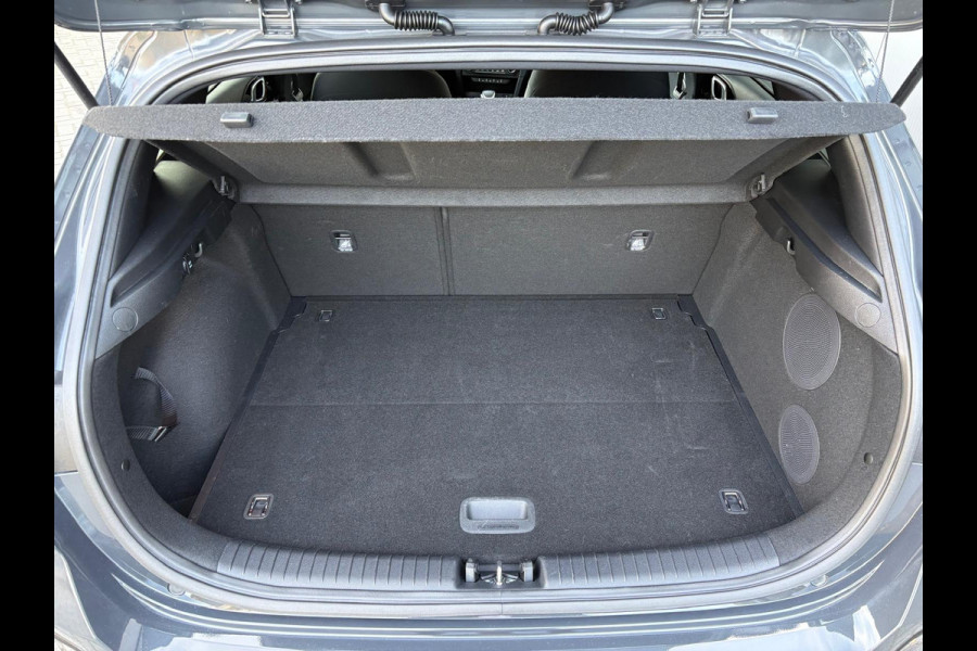 Kia Ceed 1.5 T-GDi 140PK Automaat GT-Line 12-2025!/Navigatie/Adapt.-cruise/Keyfree/Winter-pack