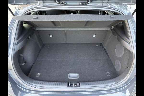 Kia Ceed 1.5 T-GDi 140PK Automaat GT-Line 12-2025!/Navigatie/Adapt.-cruise/Keyfree/Winter-pack