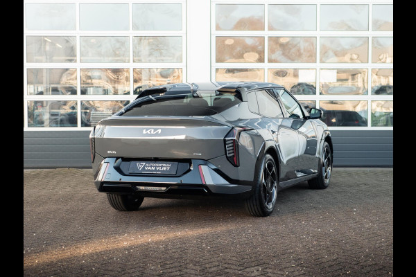 Kia EV4 Fastback GT-Line Business Edition 81.4 kWh | Direct leverbaar | Gunstige fiscale waarde! | Navi. | Clima. | Adapt. Cruise. | Stoel&Stuur Verwarming | Dodehoekassistentie | GT-Line Vegan Lederen Stoelbekleding