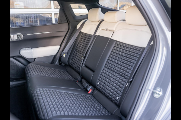 Kia EV4 Fastback GT-Line Business Edition 81.4 kWh | Direct leverbaar | Gunstige fiscale waarde! | Navi. | Clima. | Adapt. Cruise. | Stoel&Stuur Verwarming | Dodehoekassistentie | GT-Line Vegan Lederen Stoelbekleding