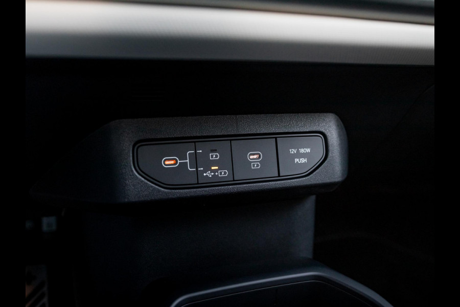 Kia EV4 Fastback GT-Line Business Edition 81.4 kWh | Direct leverbaar | Gunstige fiscale waarde! | Navi. | Clima. | Adapt. Cruise. | Stoel&Stuur Verwarming | Dodehoekassistentie | GT-Line Vegan Lederen Stoelbekleding