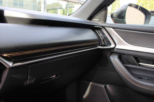 Mazda CX-60 2.5 e-SkyActiv PHEV Homura Plus | Panoramadak | BOSE | HUD | Trekhaak | Stoelventilatie/verwarming