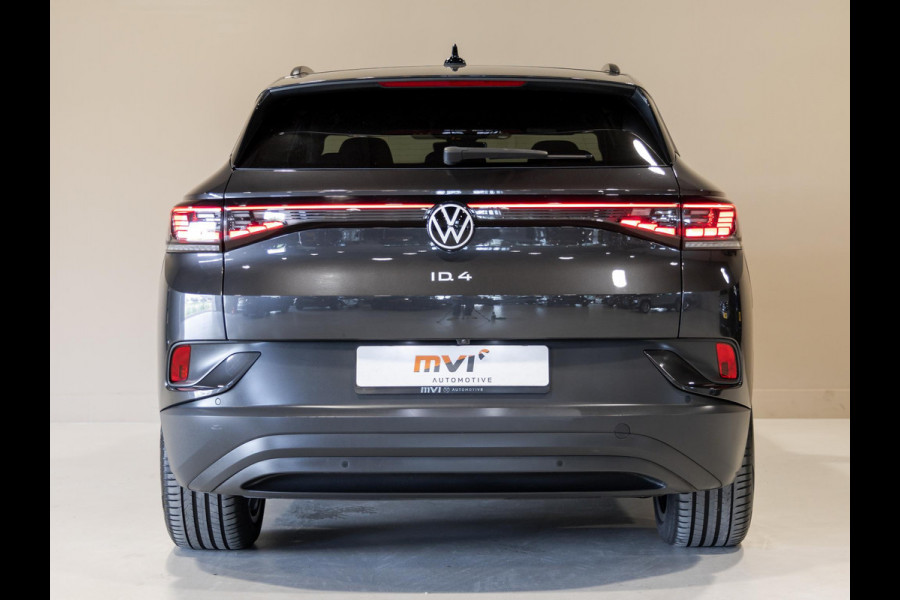 Volkswagen ID.4 Family 77 kWh / 204pk / Panorama dak / Trekhaak / Stoel en stuur verwarming /