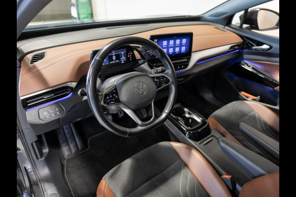Volkswagen ID.4 Family 77 kWh / 204pk / Panorama dak / Trekhaak / Stoel en stuur verwarming /