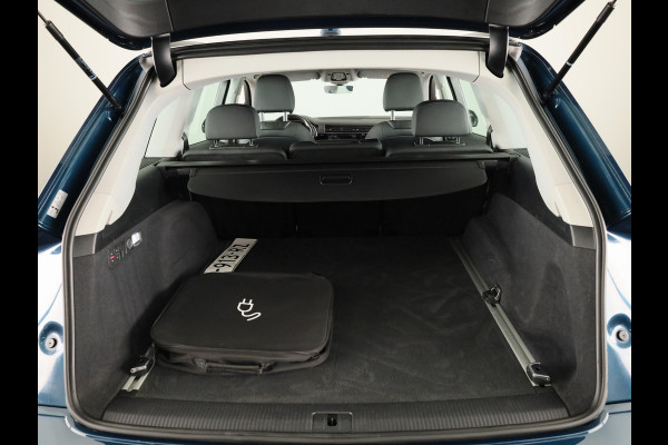 Audi Q7 55 TFSI e quattro Pro Line 367pk | Trekhaak | Parkeerkcamera | Elektrisch verstelbare voorstoelen | 21 inch Lichtmetalen velgen