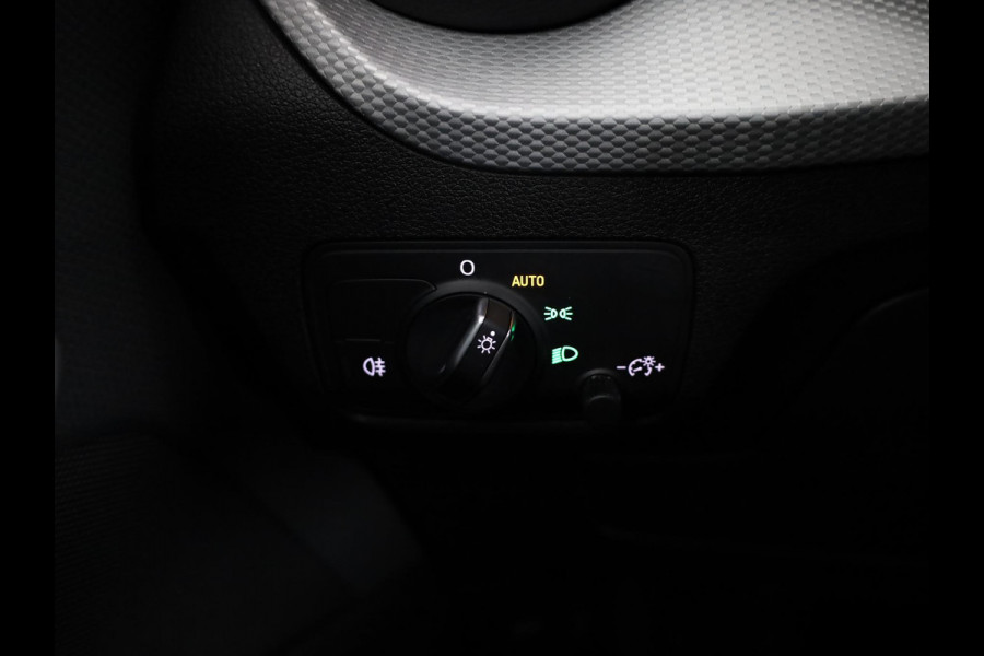 Audi Q2 35 TFSI Advanced edition 150 pk S-tronic | Navigatie | Parkeersensoren achter | Adaptieve cruise control | Autom. airco | Apple Carplay/Android Auto |