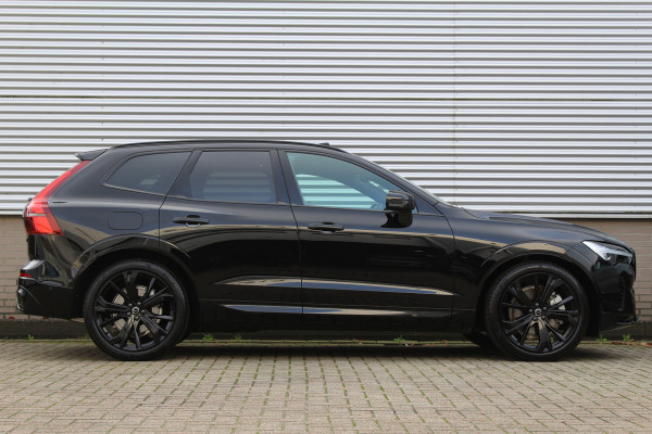 Volvo XC60 2.0 T6 Plug-in hybrid AWD Plus Black Edition | Trekhaak | Panoramadak | Head-Up | H/K