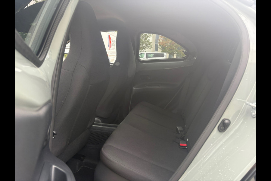 Toyota Aygo X Hybrid 115 PULSE Automaat (BOVAG/RIJKLAARPRIJS)