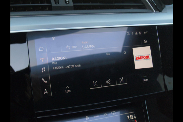 Audi e-tron Sportback 55 quattro S edition 95 kWh | Panoramadak | 360 Camera | Dubbele Laadpoort | Apple Carplay | ACC | NL-auto |