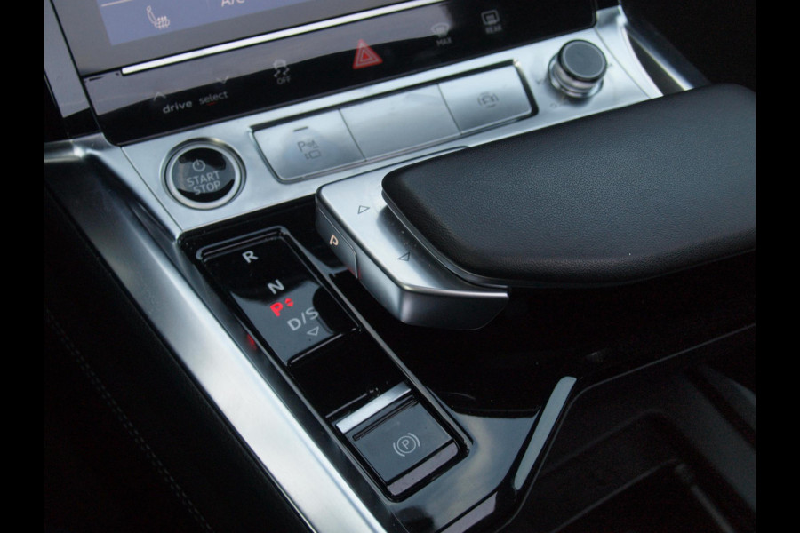 Audi e-tron Sportback 55 quattro S edition 95 kWh | Panoramadak | 360 Camera | Dubbele Laadpoort | Apple Carplay | ACC | NL-auto |