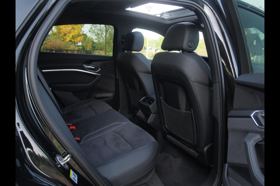 Audi e-tron Sportback 55 quattro S edition 95 kWh | Panoramadak | 360 Camera | Dubbele Laadpoort | Apple Carplay | ACC | NL-auto |