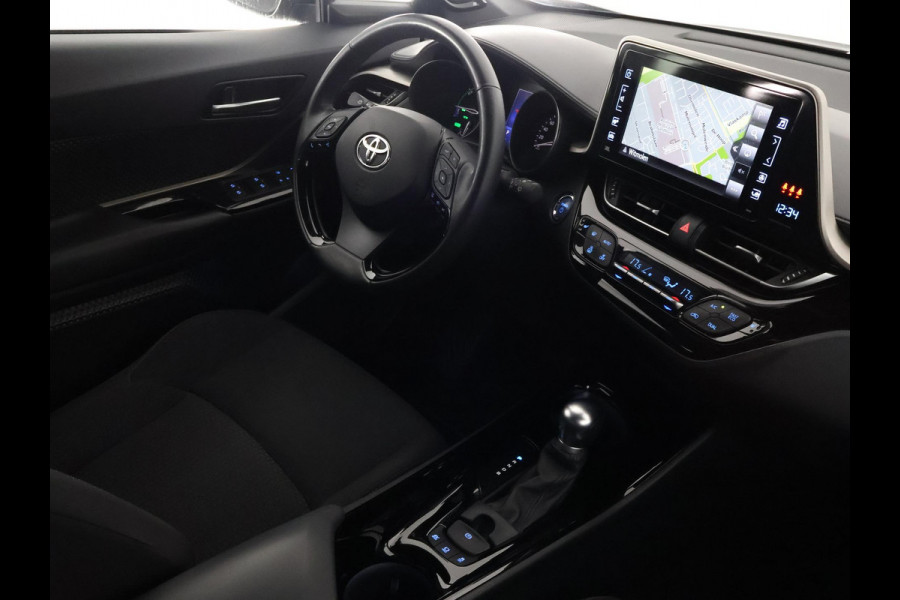 Toyota C-HR 1.8 Hybrid Style | Stuur- & Stoelverwarming | JBL Audio | Parkeersensoren Voor & Achter | Navigatie |