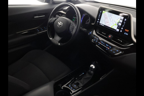 Toyota C-HR 1.8 Hybrid Style | Stuur- & Stoelverwarming | JBL Audio | Parkeersensoren Voor & Achter | Navigatie |