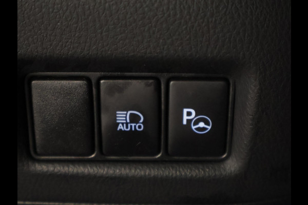 Toyota C-HR 1.8 Hybrid Style | Stuur- & Stoelverwarming | JBL Audio | Parkeersensoren Voor & Achter | Navigatie |