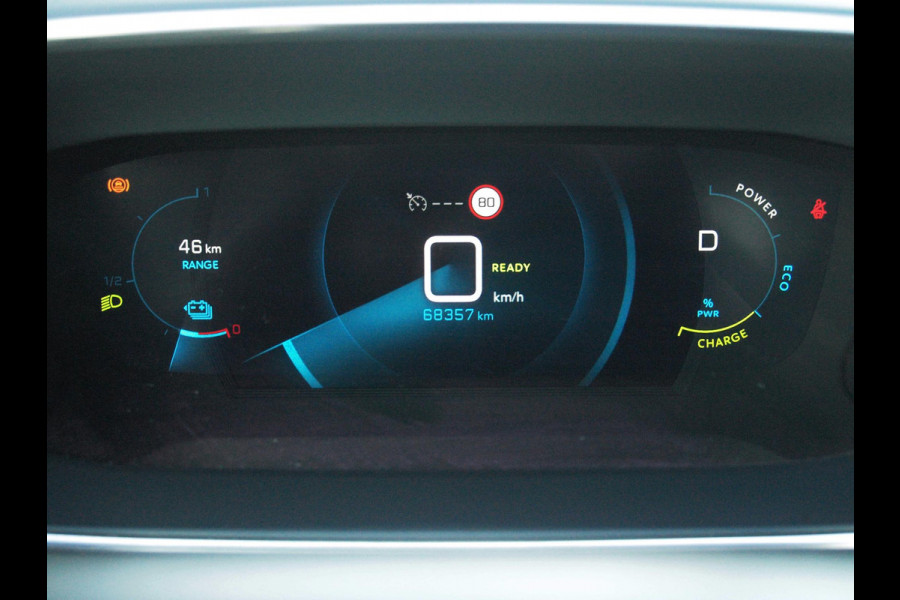 Peugeot e-2008 EV Blue Lease Allure 50 kWh | SOH 94% | Camera | Apple Carplay | Navi | DAB | NL-Auto