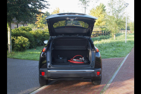 Peugeot e-2008 EV Blue Lease Allure 50 kWh | SOH 94% | Camera | Apple Carplay | Navi | DAB | NL-Auto