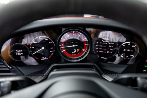Porsche 911 3.0 Carrera 4 GTS - BTW | Sport Chrono + | Panorama | Bose | Alcantara