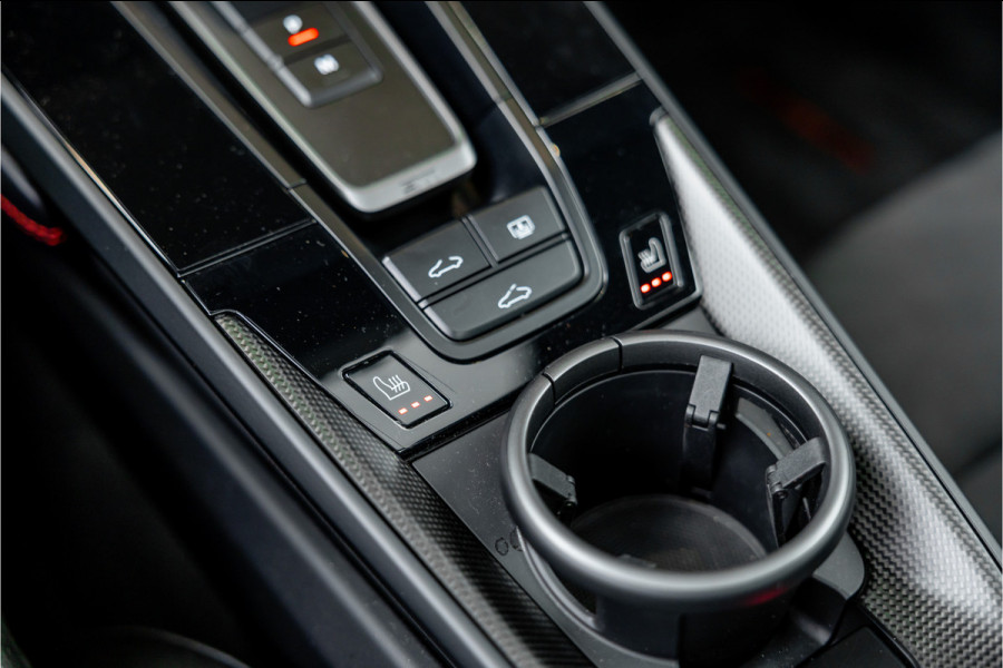 Porsche 911 3.0 Carrera 4 GTS - BTW | Sport Chrono + | Panorama | Bose | Alcantara