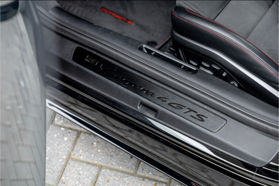 Porsche 911 3.0 Carrera 4 GTS - BTW | Sport Chrono + | Panorama | Bose | Alcantara
