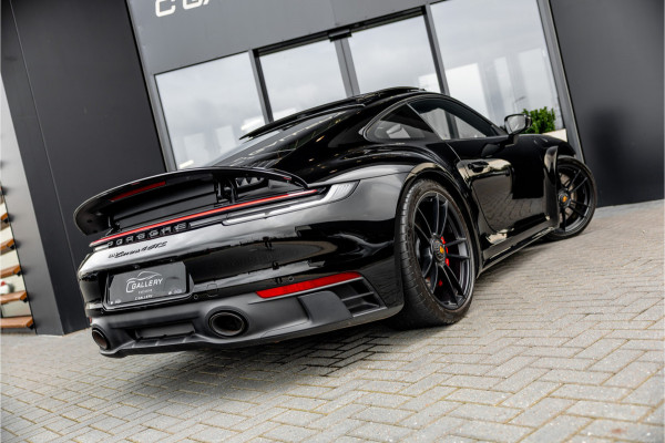 Porsche 911 3.0 Carrera 4 GTS - BTW | Sport Chrono + | Panorama | Bose | Alcantara