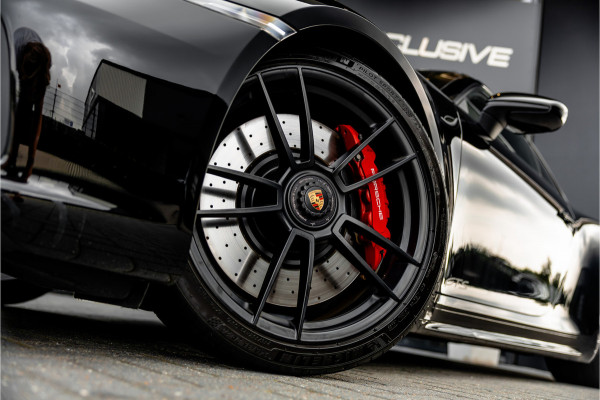 Porsche 911 3.0 Carrera 4 GTS - BTW | Sport Chrono + | Panorama | Bose | Alcantara