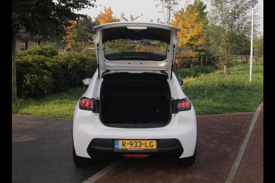 Peugeot e-208 EV 50 kWh | SOH 92% | Apple Carplay | Parkeersensoren | Navi | Cruise Control | NL-Auto |