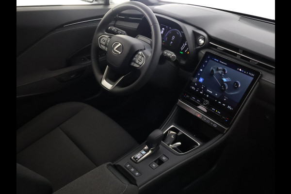 Lexus LBX 1.5 Business Line 2WD | Dodehoek detectie | Stuur- & Stoelverwarming | Navigatie | Parkeersensoren